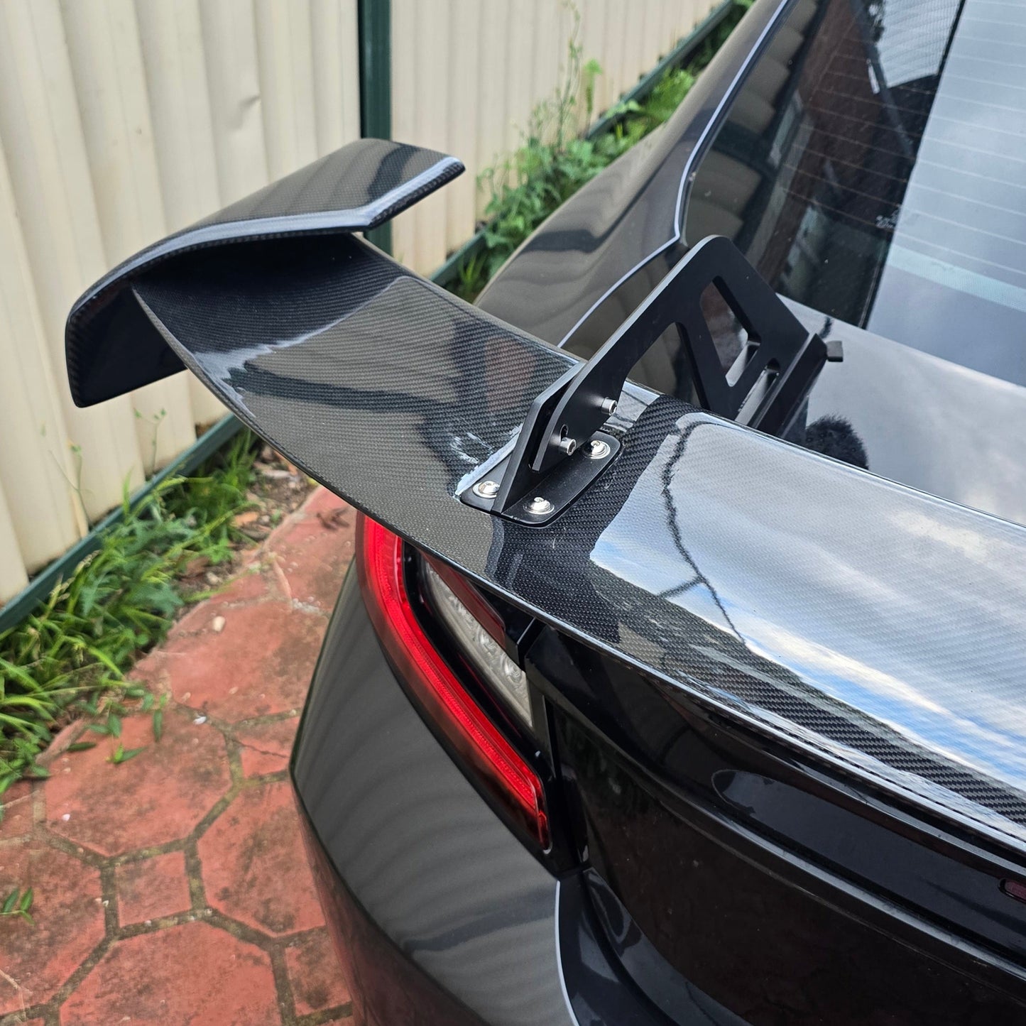 AD Style Swan Neck Spoiler